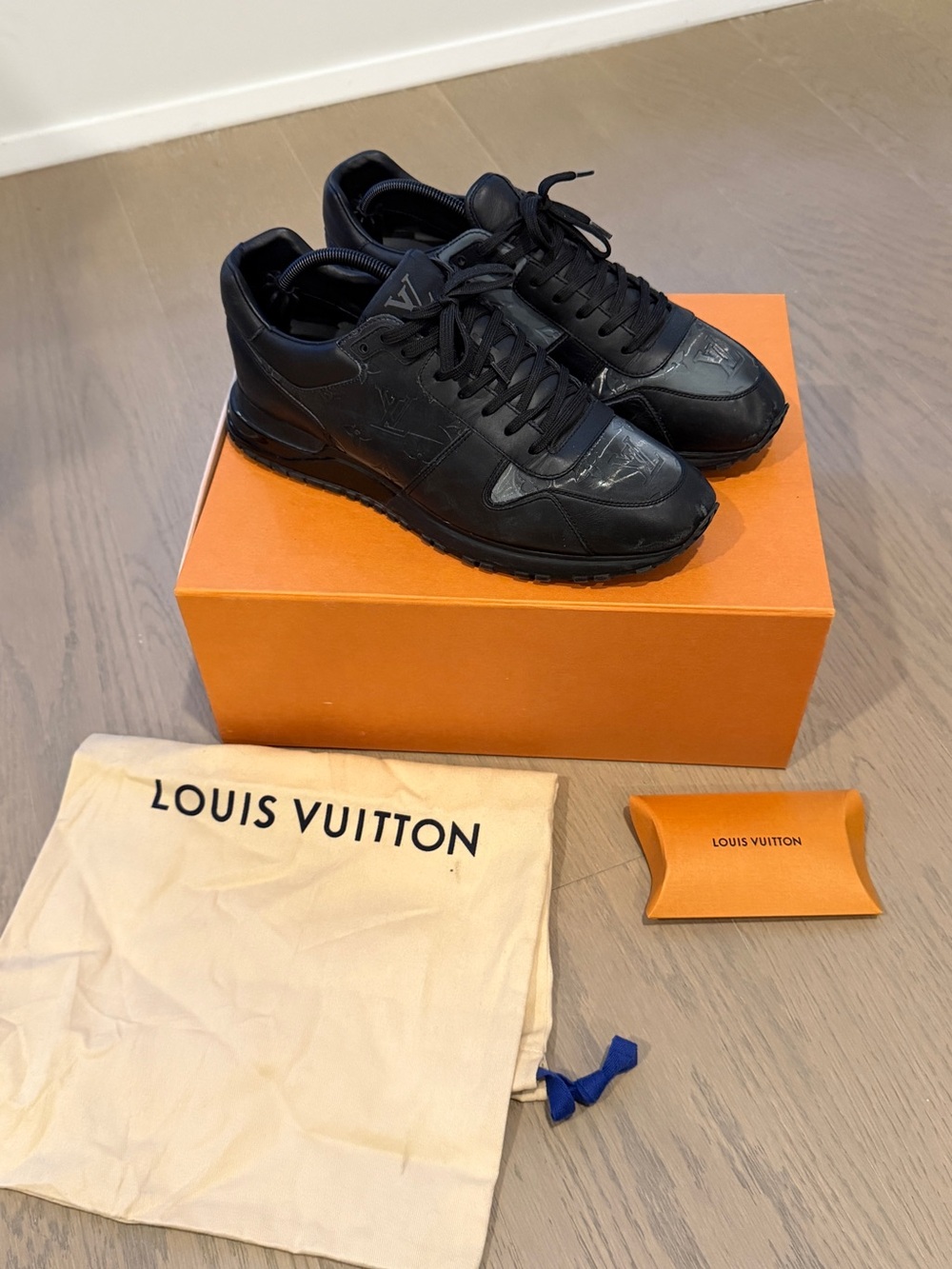 Louis Vuitton Men's Runaway Trainers Monogram Low-Top Sneakers - Picture 3 of 7